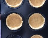 Hình bước làm 2 của món Egg tarts keto