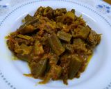 A picture of step 7 of Masala Bhindi and chapati.
