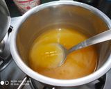 A picture of step 4 of Fresh Fruits Jelly Cake.