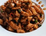 Foto langkah ke 6 dari resep Ayam Tumis Saus Tiram.
