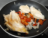 Foto del paso 2 de la receta: Pechuga con lechuga