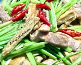 芹菜炒豆皮的食譜步驟5照片