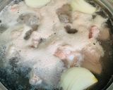 Hình bước làm 2 của món Vào bếp cùng con: Súp hoành thánh sườn non