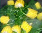 Foto langkah ke 5 dari resep Bening bayam Jagung manis.