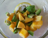 Foto del paso 1 de la receta: Ensalada con salsa rosa