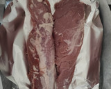 Foto del paso 2 de la receta: Solomillo de Cerdo en Salsa de Naranja, Humo, Miel y Barbacoa