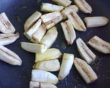 Foto langkah ke 2 dari resep Kolak Tape Pisang Panggang.