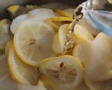 Foto del passaggio 2 della ricetta Marmellata di limone 🍋