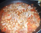 Foto del paso 3 de la receta: Cazuela de brótola con garbanzos y porotos