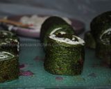 A picture of step 25 of Spinach and garlic-yogurt rolls.