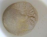 Foto langkah ke 1 dari resep Caterpillar bread.