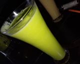 A picture of step 2 of Avocado ginger smoothie.