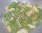 सेम टमाटर और आलू की सूखी सब्जी(sem tamatar aur aloo ki sabzi recipe in hindi) रेसिपी चरण 4 फोटो