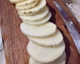 Foto del paso 1 de la receta: Papas chips o snack sin freír en microondas u olla Essen