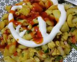 A picture of step 4 of Veg chicken mecroni.
