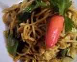 Foto langkah ke 4 dari resep Mie goreng simpel.