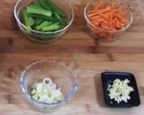 A picture of step 2 of Stir-Fry Healthy Sprouts.