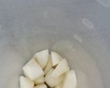 Foto del paso 1 de la receta: Ensalada templada de espárragos verdes con vinagreta de pera