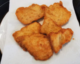 Foto del paso 3 de la receta: Filetes de pechuga de Pollo empanadas
