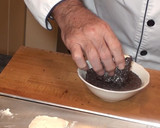 Foto del paso 3 de la receta: Pastelitos de mantequilla con fideos de chocolate