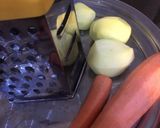 عکس مرحله 3 از دستور سوپ گیاهی😋😋🥘🥘🥕🧅🥔