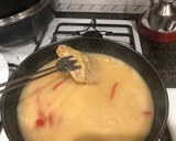 Foto del paso 6 de la receta: Lomo en salsa de cebolla con tiras de piquillo