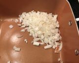 A picture of step 1 of Chicken spinach mushroom and herb layer bake.