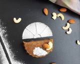 A picture of step 5 of Gulkand Chanadal Halva.