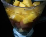 A picture of step 2 of Mixed Fruits milkshake 3.