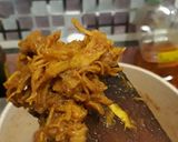Foto langkah ke 6 dari resep Krawu Ayam/Ayam suwir.