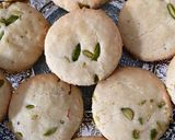 A picture of step 7 of Badam Puri.