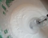 A picture of step 3 of Coffee crunch cake.