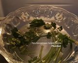 Foto langkah ke 1 dari resep Tips menyimpan Seledri agar tetap Fresh by Shinta.