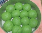 Foto langkah ke 4 dari resep Roti Kasur Pandan.