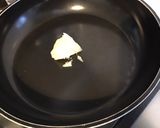 Une image de l'étape 2 de Pommes de terre sautées au saindoux et romarin.