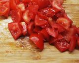 Friss zöldsaláta kapribogyóval, avokádóval fűszeres öntettel recept fázis 2 fotója