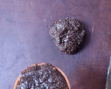 Foto del paso 5 de la receta: Galletitas de harina de coco y de algarroba 🌱3 ing. sin azúcar ni edulcorante ni balanza, ni gluten