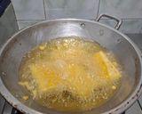 Foto langkah ke 3 dari resep Tempe Penyet Sambal Bawang Kaki Lima.