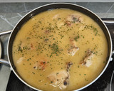 Foto del paso 11 de la receta: Pollo al ajillo con cava
