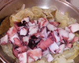 Foto del paso 3 de la receta: Rejo encebollado🦑