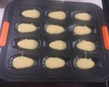 A picture of step 6 of Vanilla madeleines.