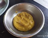 A picture of step 3 of Besan sooji Ladoos.