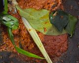 Foto langkah ke 2 dari resep Ayam Woku Kemangi alla Sept.