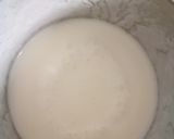 A picture of step 4 of Musk Melon Yogurt Popsicle.