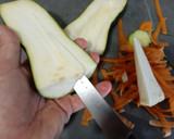 Foto del paso 1 de la receta: Pastel de calabacín y zanahoria