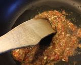 Une image de l'étape 2 de Soupe de potimarron aux navets tomates et citron confit.