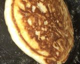 A picture of step 4 of Banofee pancake.