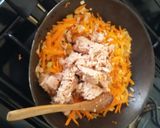 Foto del paso 3 de la receta: Arroz integral con atún