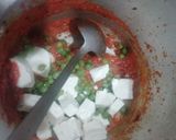 A picture of step 3 of Jain Matar Paneer.