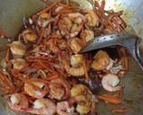 Foto langkah ke 4 dari resep Udang goreng saus mentega.